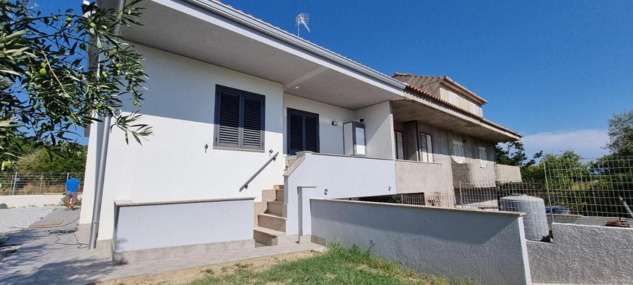 Da Vincenzo Villa Marina di Davoli Exterior foto